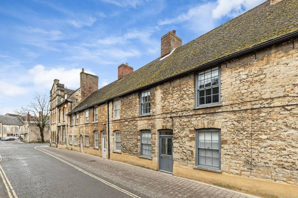 Oxfordshire Living - The Bowler Hat Cottage - Woodstock Exteriör bild