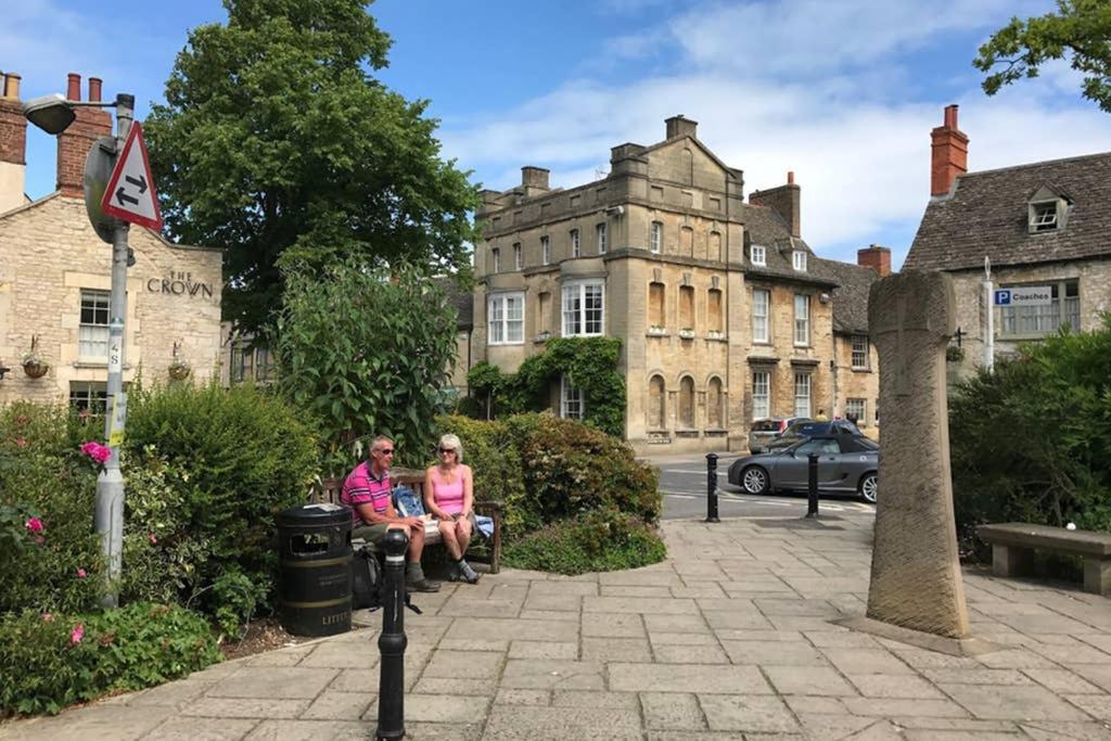 Oxfordshire Living - The Bowler Hat Cottage - Woodstock Exteriör bild